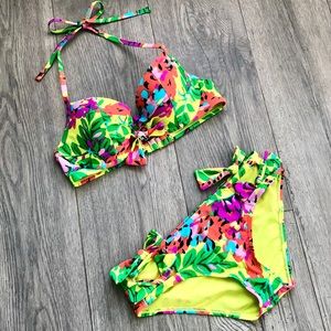 ☘️3/$25 SALE!☘️ Aerie Floral Bikini 👙